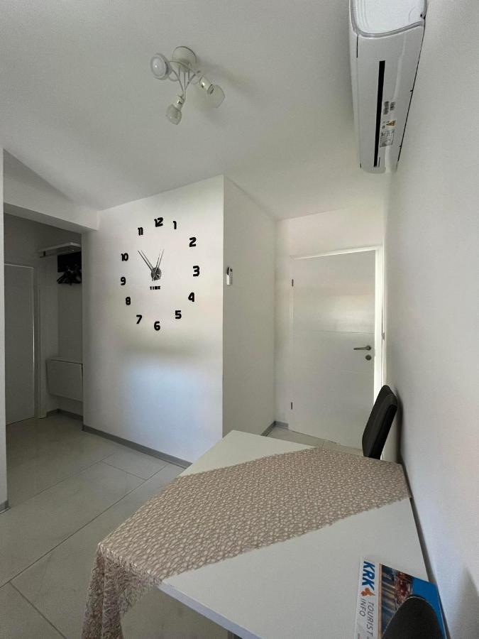 Apartments Ostojic Krk Town Dış mekan fotoğraf